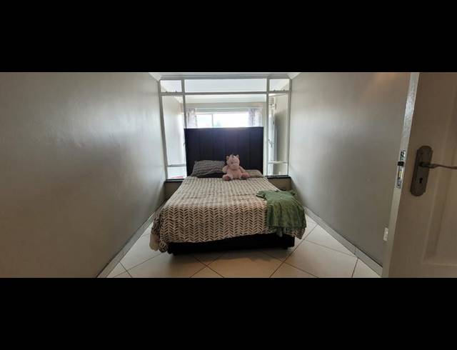 1 BEDROOM TOWNHOUSE FOR SALE IN ALBERTON NORTH